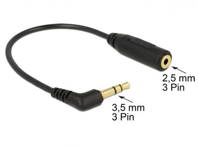 Delock Audio Cable Stereo jack 3.5 mm 3 pin male Stereo jack 2.5 mm 3 pin female angled