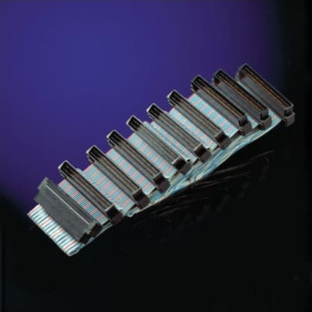 Kabelis SCSI int., LVD320 f.8dev., w/term, Roline